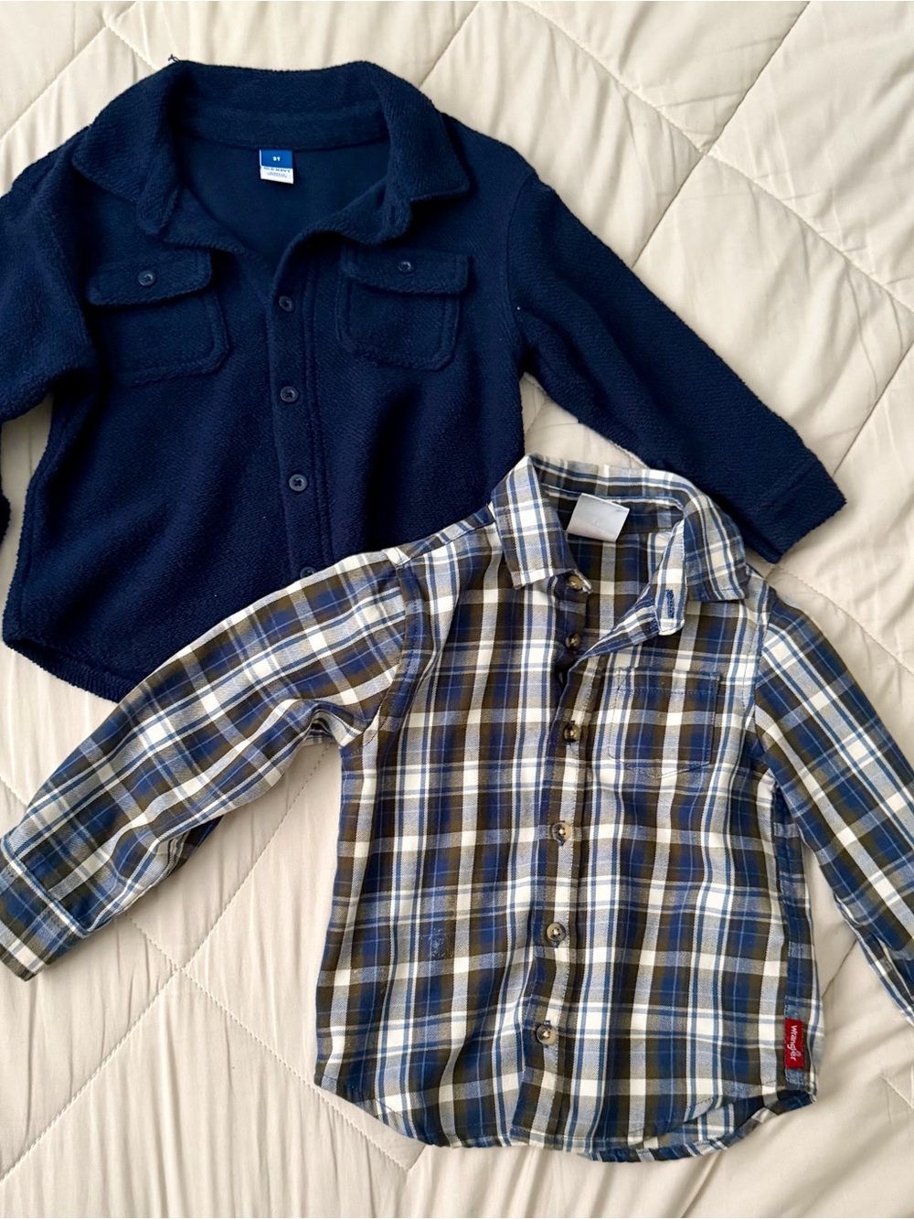 Old Navy Fleece Jacket with Wrangler Blue, White & Olive Plaid Button-Down Shirt